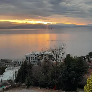 Ana Apartman